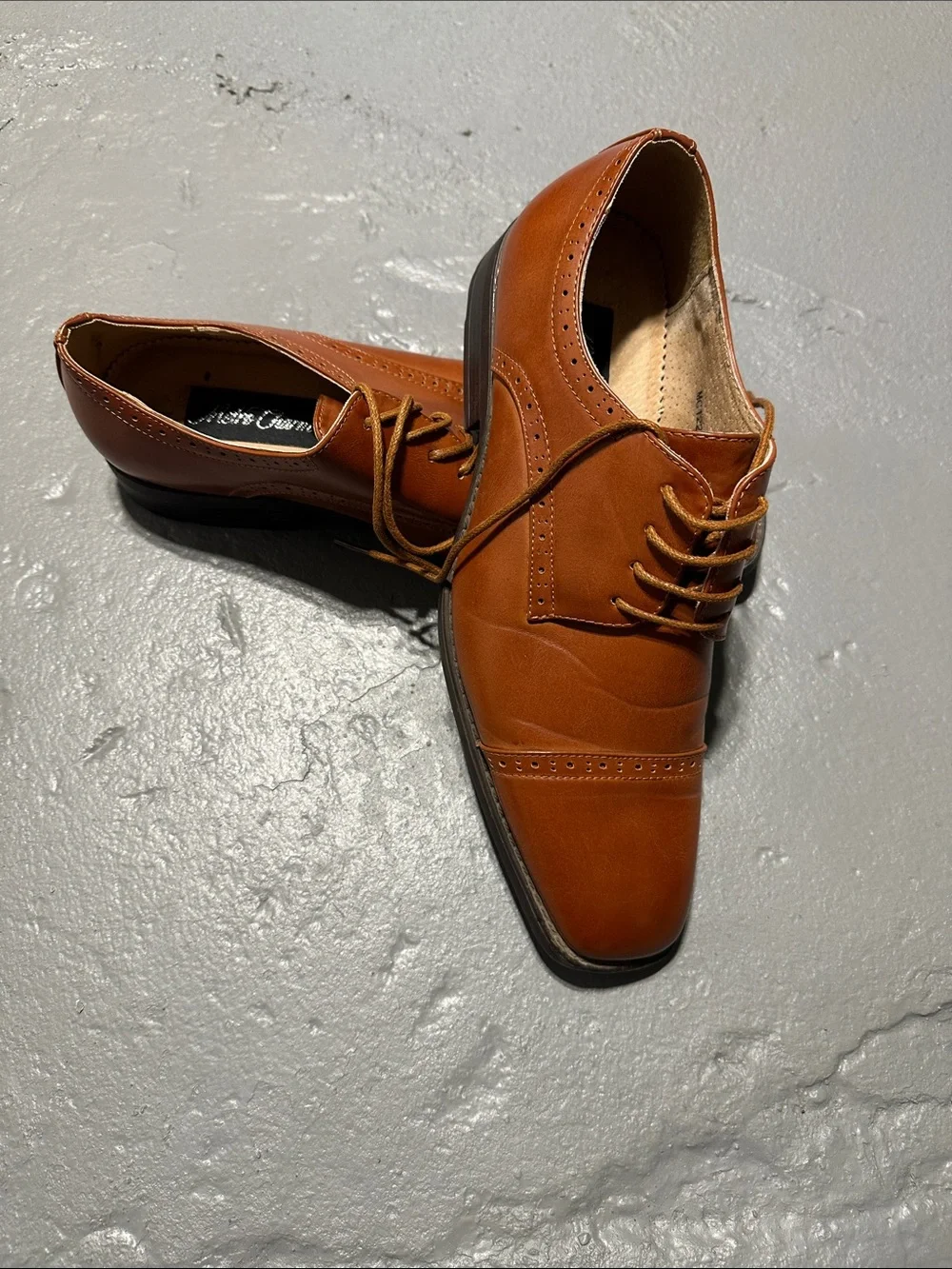 Men's Lace-Up Leather Derby in Cognac Tan